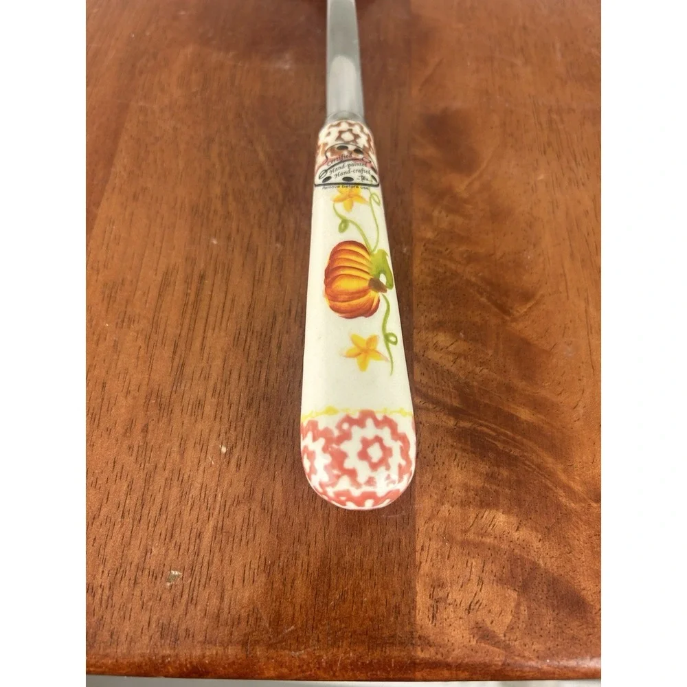 Temp-Tations By Tara Seasonal Auto Pumpkin Spatula